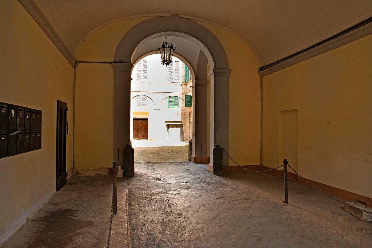 Stilnuovo Charming Apartment In Siena'S Historic Center, Very Close To Piazza Del Campo Exterior foto